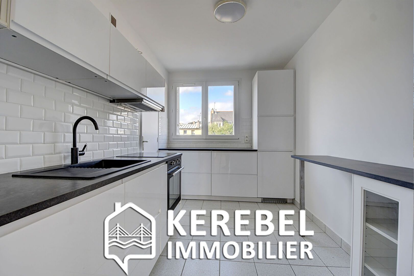 LocationBREST - appartement T491.80 m²m²