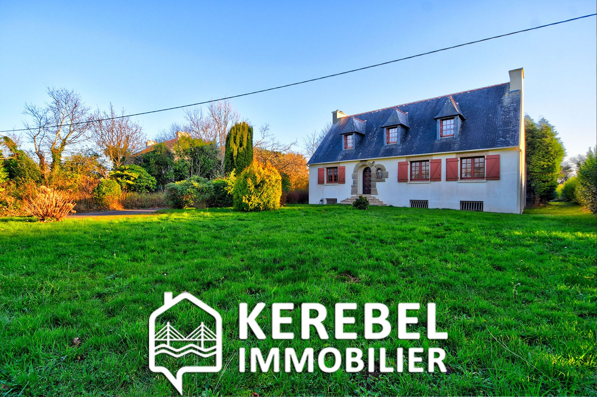 VenteL'ENSEMBLE SUR 2300 m ² DE JARDIN178.00 m²m²