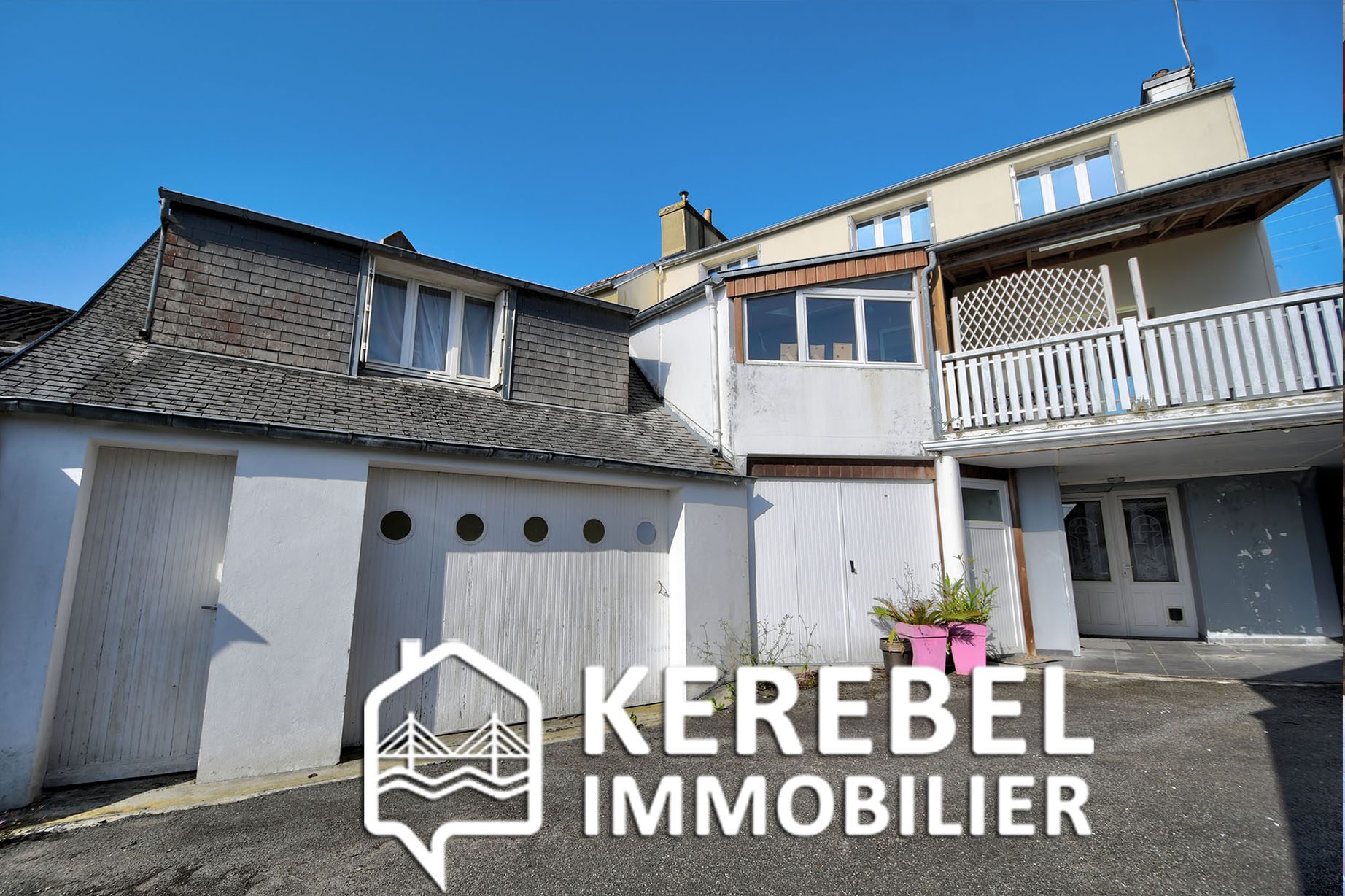 VenteCHARMANTE MAISON DE BOURG121.60 m²m²