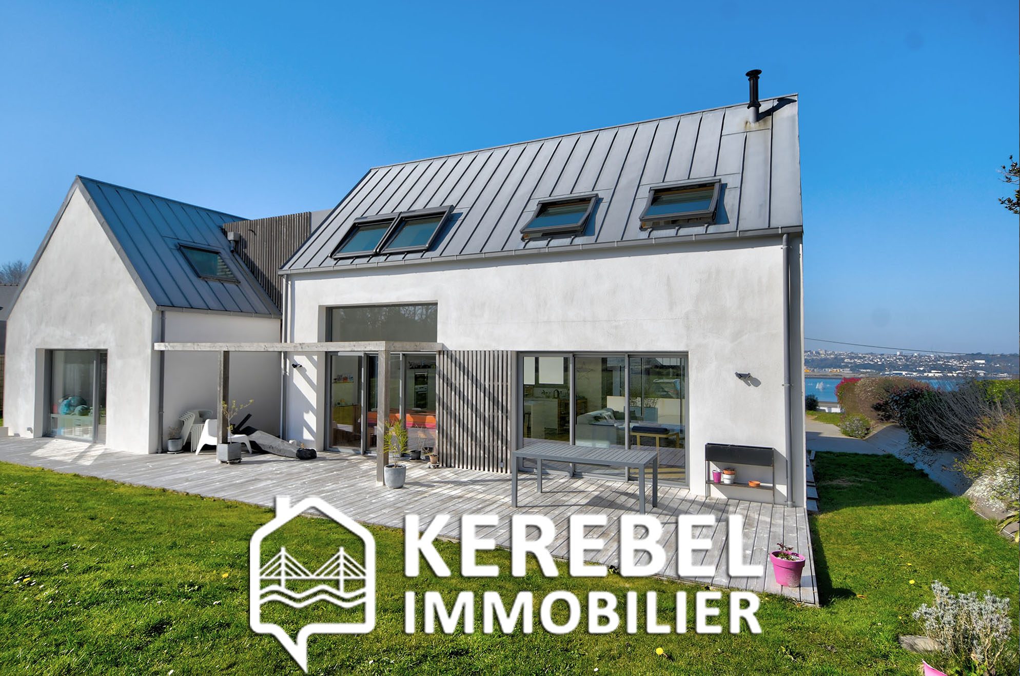 VenteVUE MER140.00 m²m²