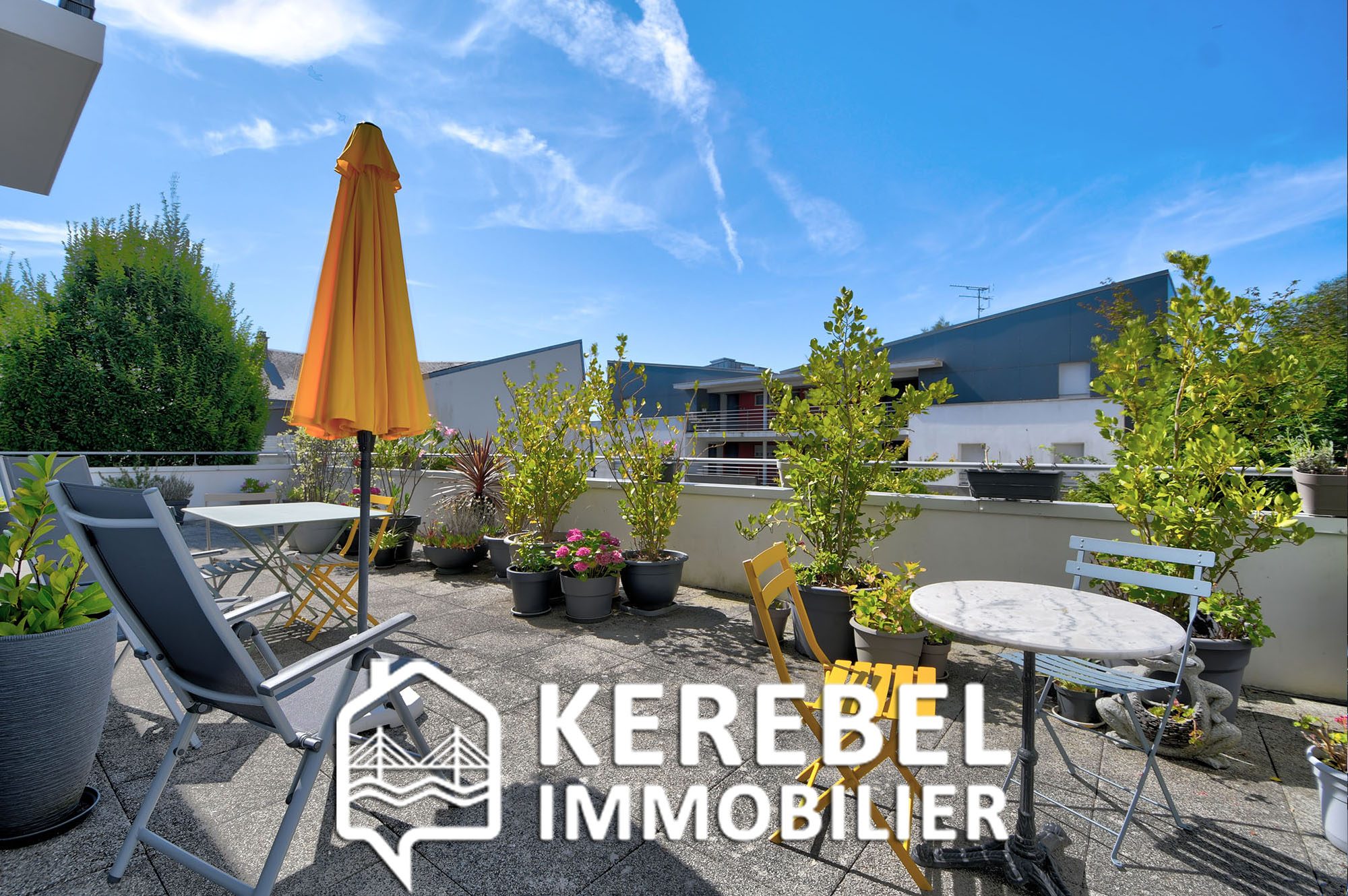 VentePLEIN CENTRE AVEC TERRASSE99.00 m²m²