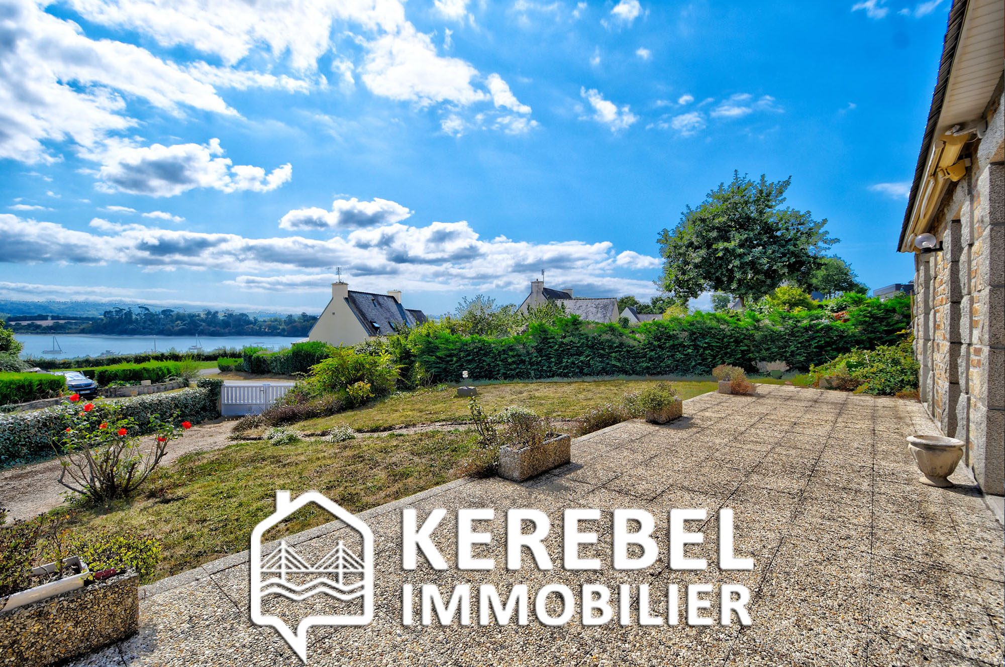 VenteVUE MER180.00 m²m²