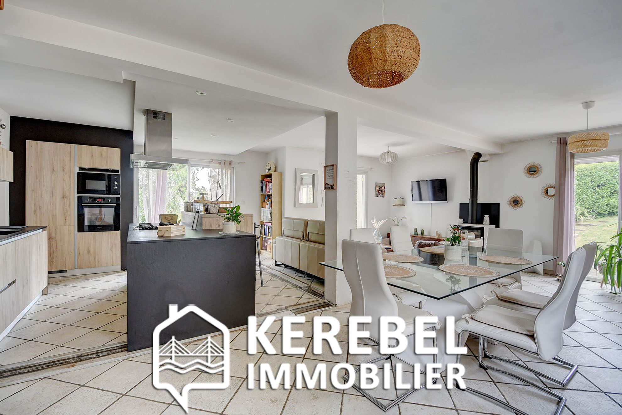 VenteBELLES PRESTATIONS115.60 m²m²