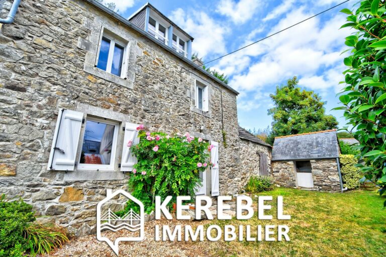 CHARMANTE MAISON EN PIERRE