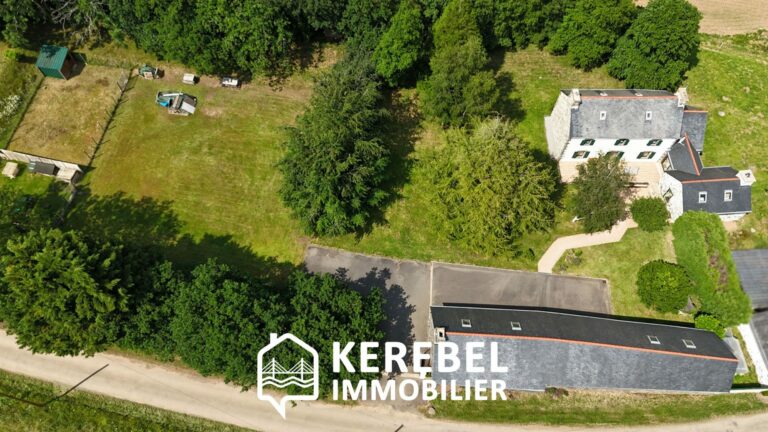 CORPS DE FERME AVEC 20 000 M² DE TERRAIN