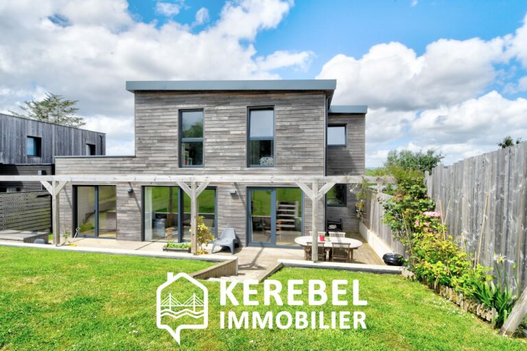 MAISON FAMILIALE