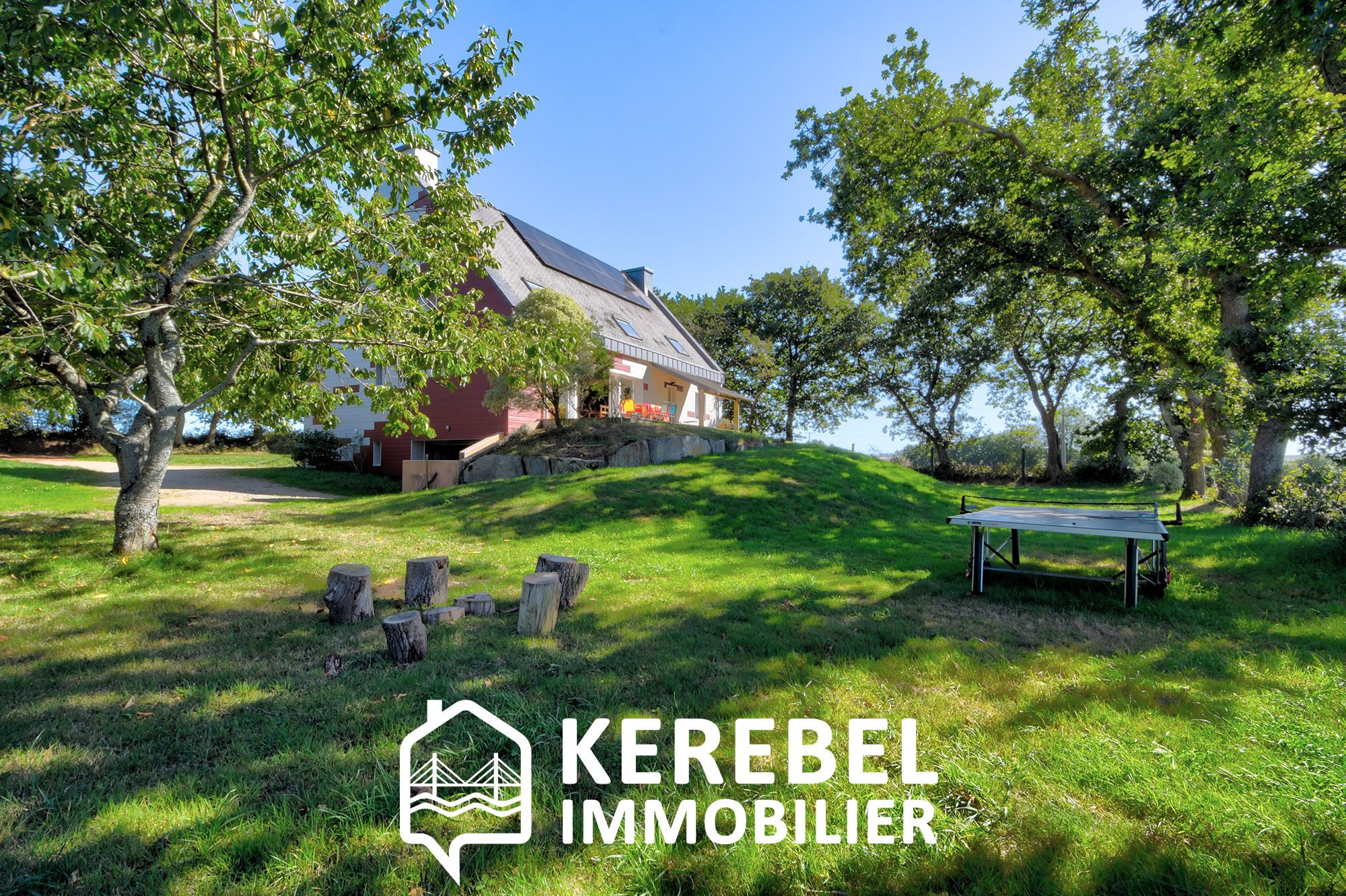 VenteMAISON FAMILIALE DE 243 m ²243.00m²
